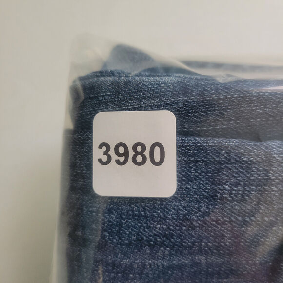 Austin Clothing‎ Jeans Womens 10 Blue Mid Rise Authentic Fit Capri Denim W33xL21 - Picture 12 of 12